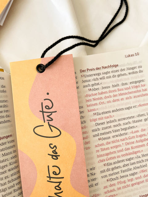 Lesezeichen, Jahreslosung 25, behalte das Gute, lettersandbeauties, christlicher onlineshop, christliche Geschenke