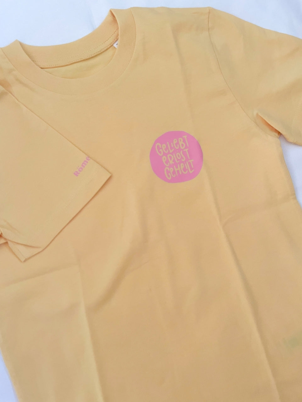 Bunte T-Shirts Gr. 122-128