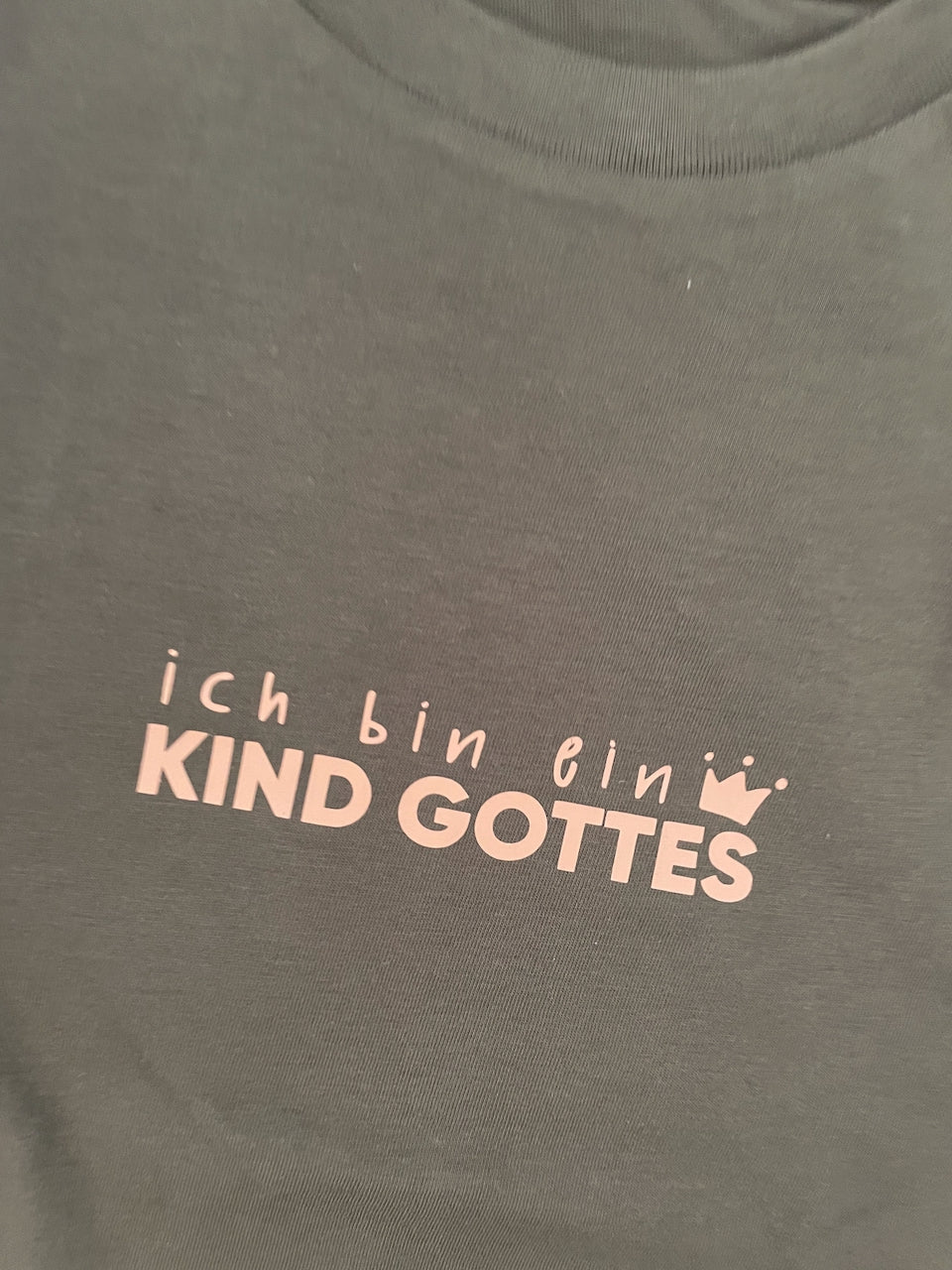 Bunte T-Shirts Gr. 122-128